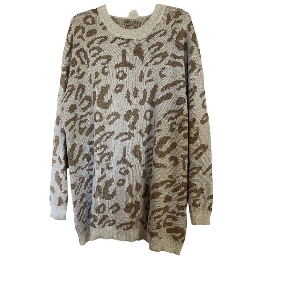 Vestidos•Cream & White Leopard Long Sleeve Sweater